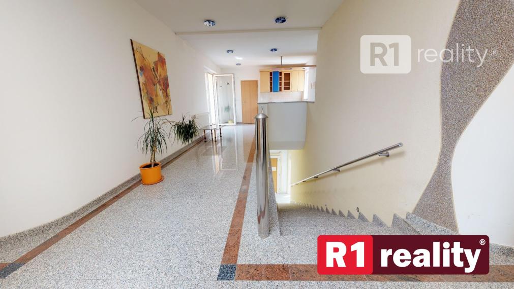 Administratívne, skladovacie priestory / Horná Streda pri Piešťanoch