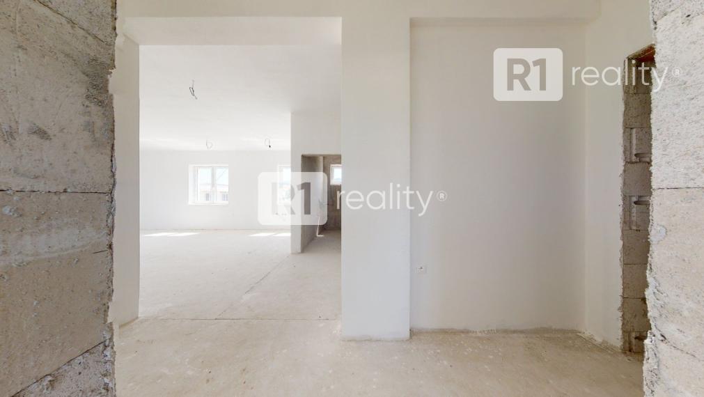 Nový 4 izbový byt E, 114,15 m2+ terasa, parking, SPA REZIDENCE, Banka, okr. Piešťany