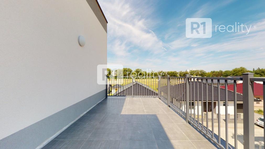 Nový 4 izbový byt E, 114,15 m2+ terasa, parking, SPA REZIDENCE, Banka, okr. Piešťany