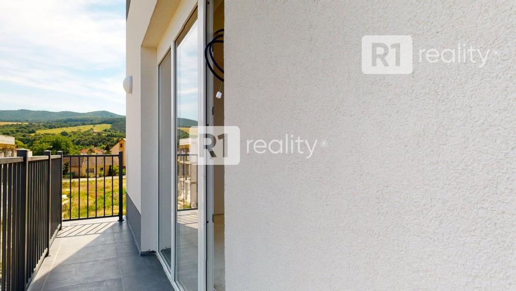 Nový 4 izbový byt E, 114,15 m2+ terasa, parking, SPA REZIDENCE, Banka, okr. Piešťany