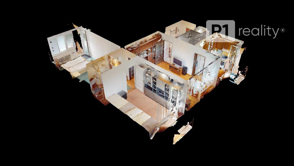 3 izbový byt 70 m2 po čiastočnej rekonštrukcii, výťah, 3x balkón, Piešťany-Prednádražie