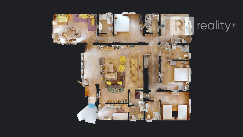 Veľký 6 izb. rodinný dom " SUN 77 " / Sokolovce