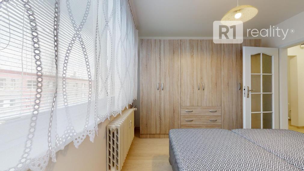 Príjemný 2 izb. byt TEPLICKÁ po kompletnej rekonštrukcii, výťah, balkón / Piešťany