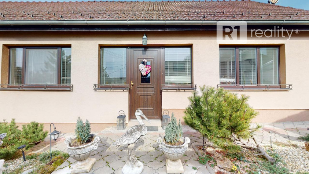 Chalupa zo záhradou /pozemok 531 m2/ Sokolovce