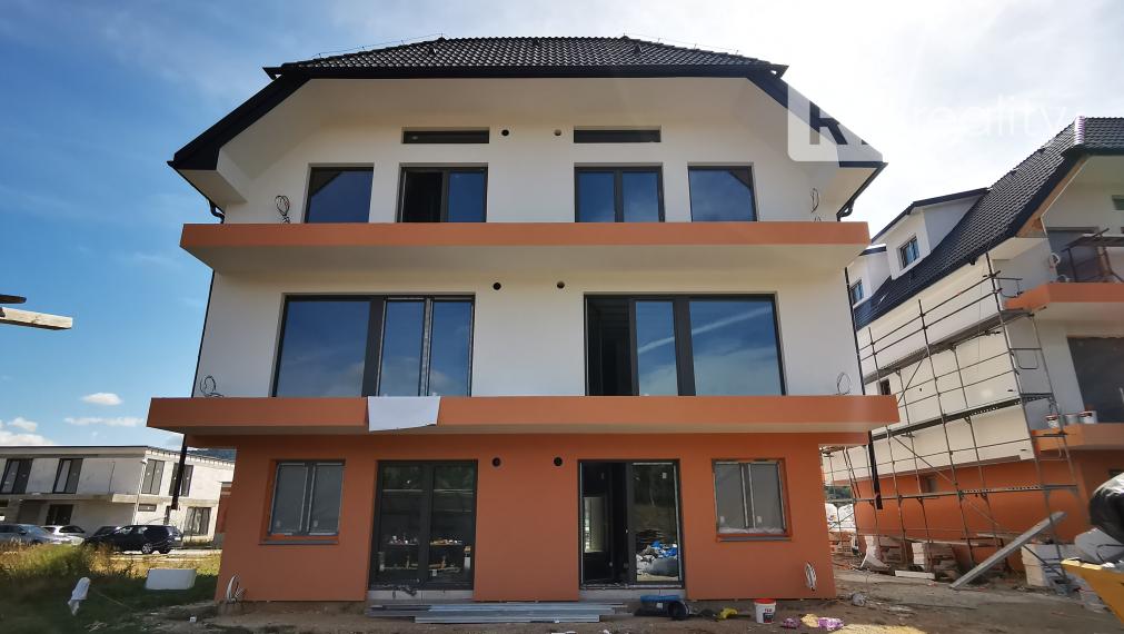 RiverResort Piešťany / Banka