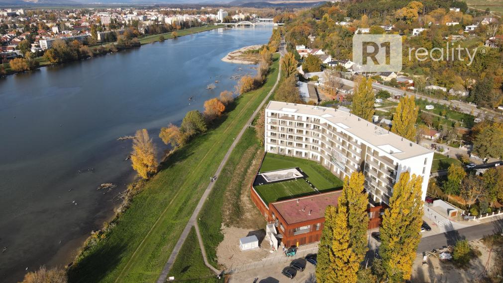 PREDANÉ  Novostavba 1-izbový apartmán A35 BlueWave Riverside Piešťany