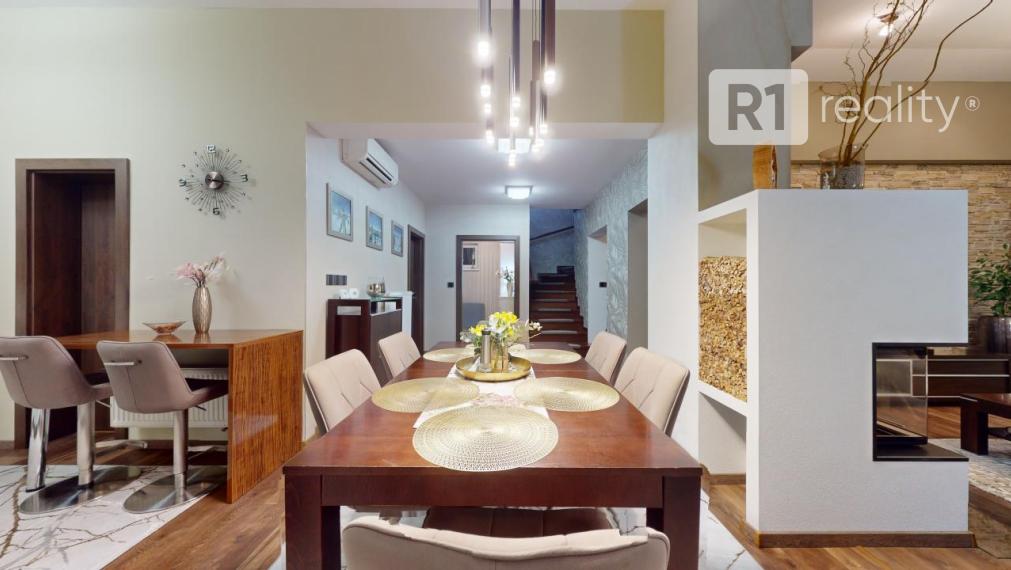 Luxusný 4 izb. rodinný dom / Lodenica Piešťany