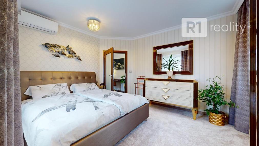 Luxusný 4 izb. rodinný dom / Lodenica Piešťany