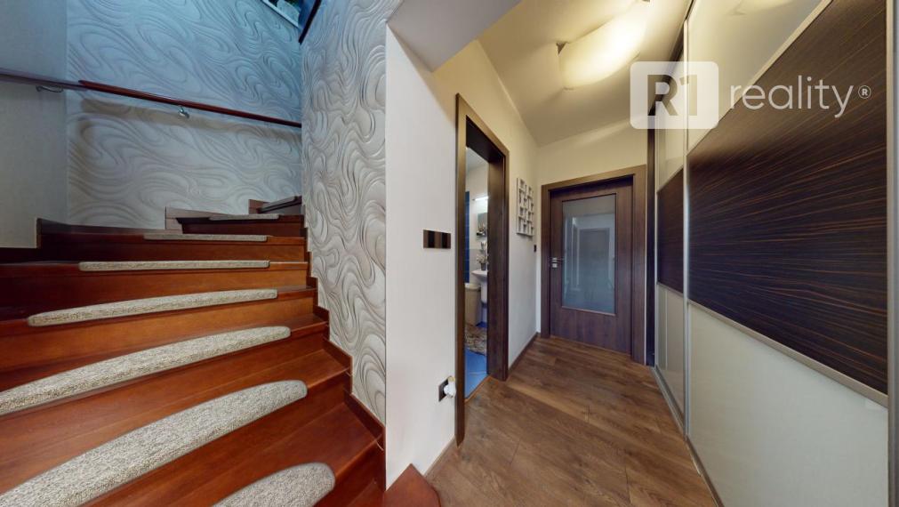 Luxusný 4 izb. rodinný dom / Lodenica Piešťany