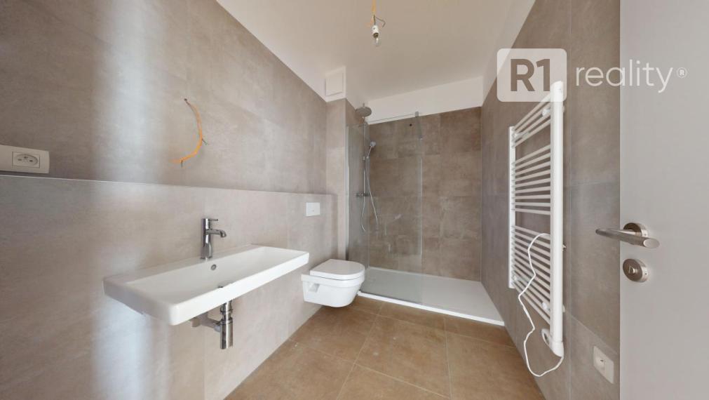 BlueWave 2-izbový byt B34 / ŠTANDARD + KUCHYŇA + KLÍMA + EL: ŽALUZIE / Banka-Piešťany