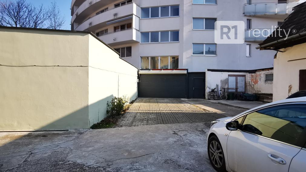 PNBusiness7 Kancelársky priestor NA PRENÁJOM / Centrum Piešťany