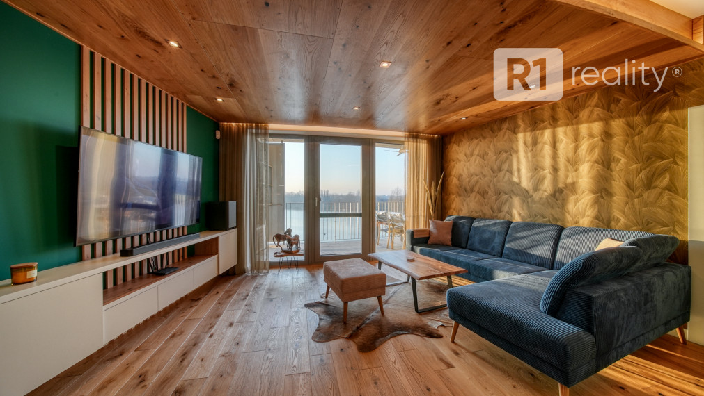 BlueWave Apartments FOR RENT jedinečný, zariadený, luxusný byt / Banka Piešťany