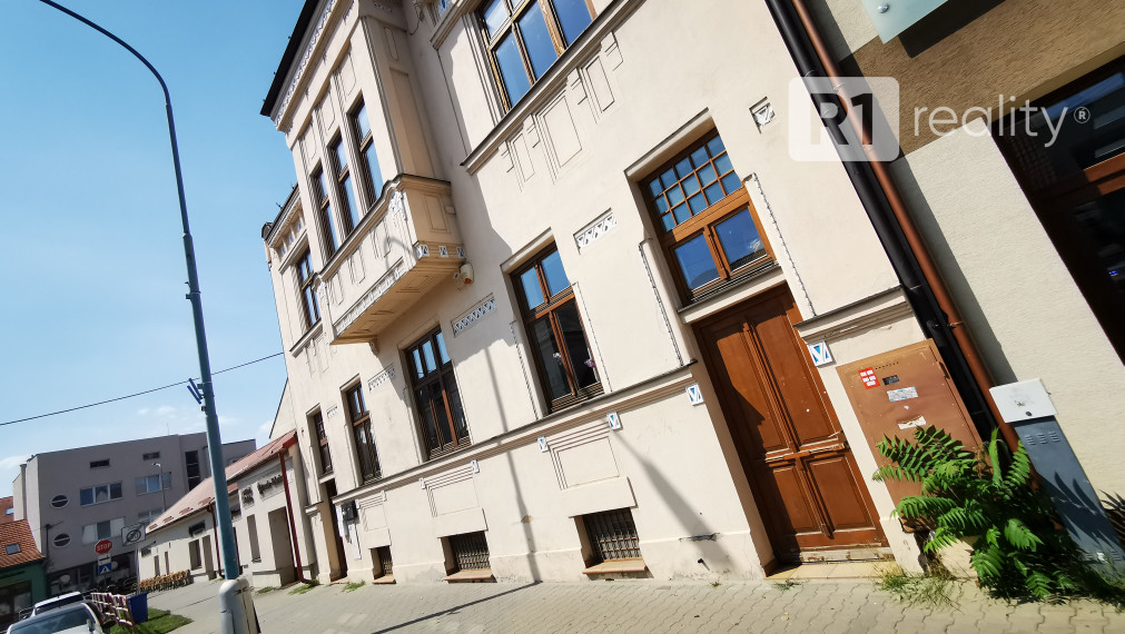 TOP INVESTÍCIA Lukratívna budova v centre mesta Hlohovec