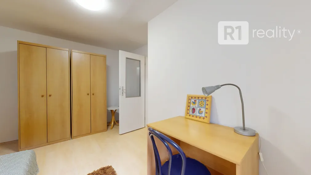 Na prenájom pekný 3 izbový byt v rodinnom dome so záhradou, 72 m2 / Banka