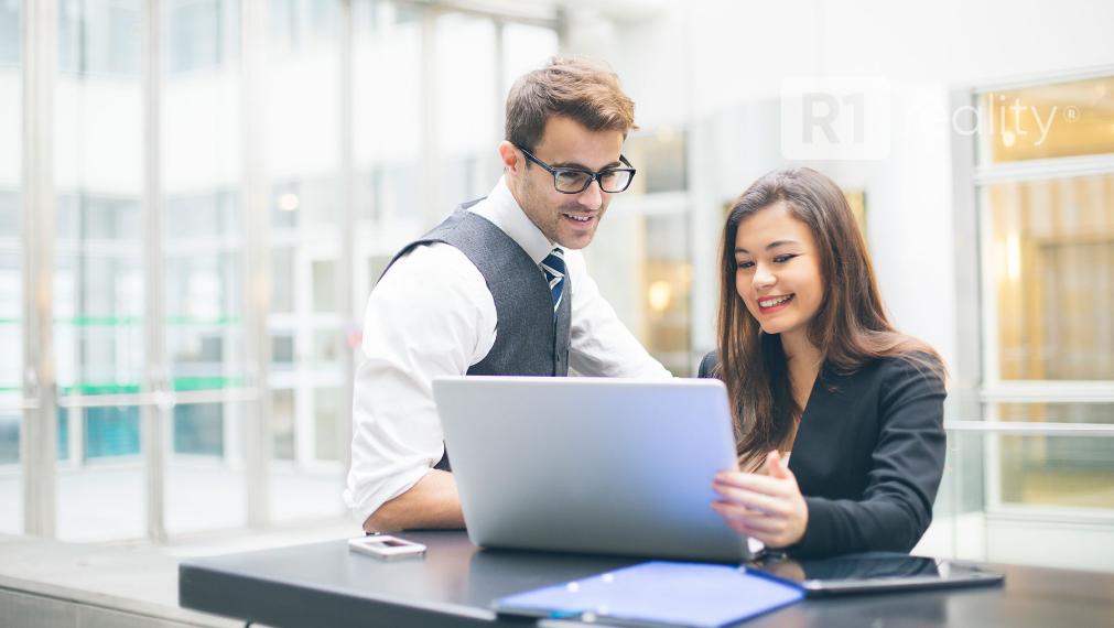 Veľký obchodno kancelársky priestor / 160 m2+ možnosť 3 x parking / Piešťany