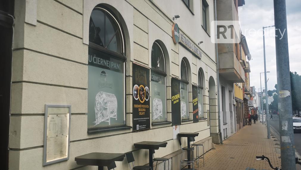 JEDINEČNÁ INVESTÍCIA "Hubacsek" Teplická /pozemok 1302 m2/ centrum Piešťany