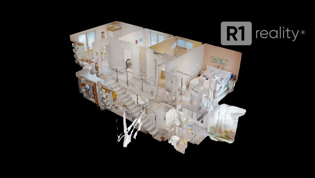 Komfortné 4 izbové bývanie s vlastným pozemkom /vlastný pozemok s dvorom, 229 m2 / Banka / SPA Piešťany