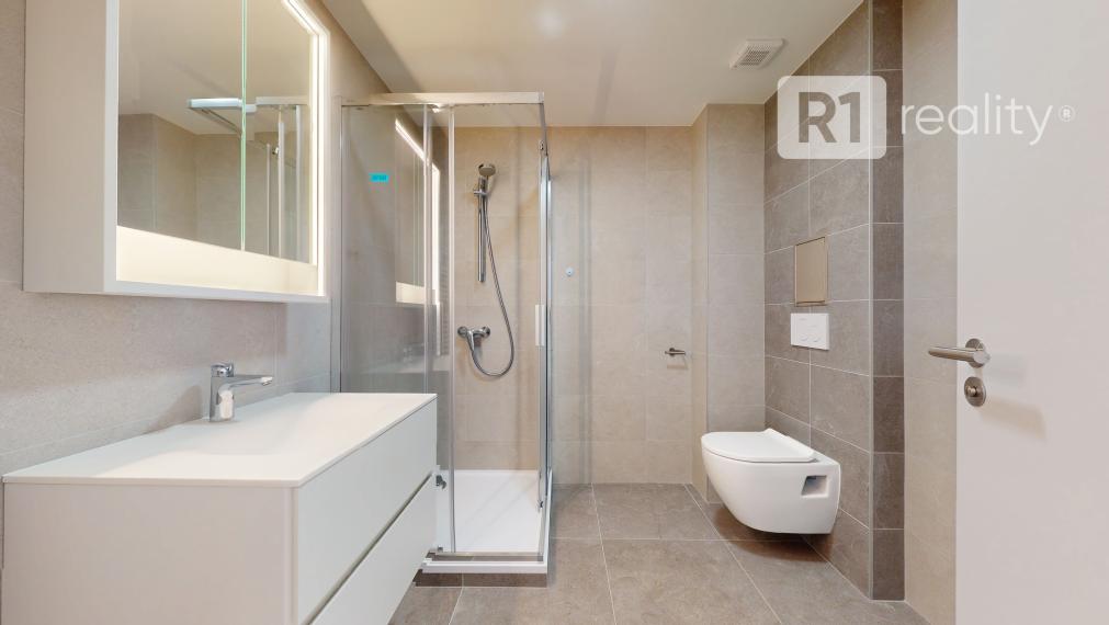 Jedinečný 2 izbový byt 53,2 m2 +2 x balkón, Piešťany-centrum