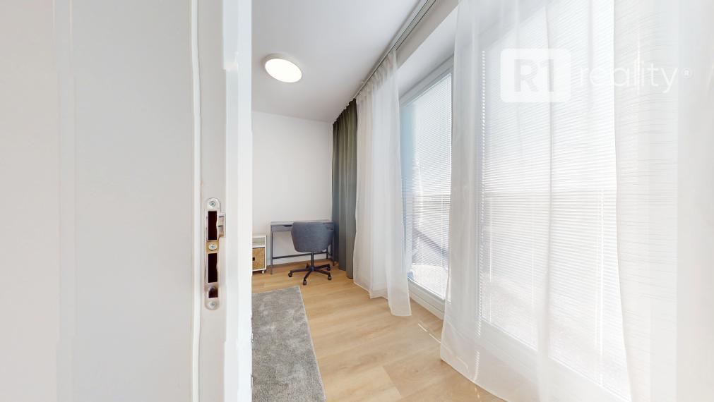 Jedinečný 2 izbový byt 53,2 m2 +2 x balkón, parking, Piešťany-centrum