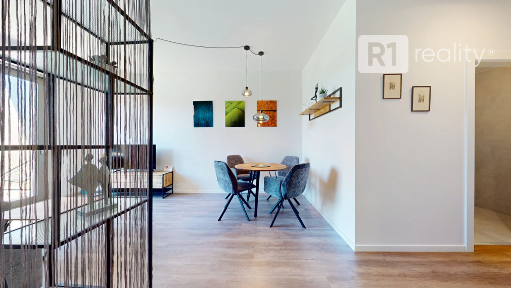 Na prenájom 2 izbový byt 45 m2 + terasa 15 m2 + 30 m2 predzáhradka / BlueWave Piešťany Banka