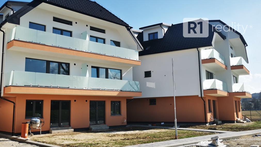 Exkluzívny 4 izb. mezonet s výhľadom na kúpele RiverResort 4AA / Piešťany Banka