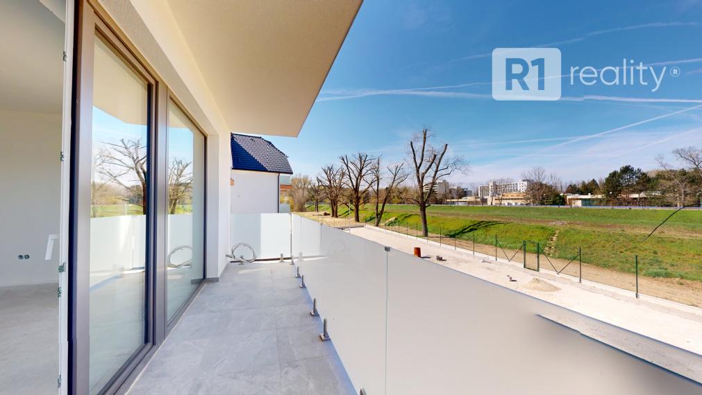 „Luxus, pokoj a investícia v jednom “ Nadštandardný 2 izb. byt / Banka pri Piešťanoch