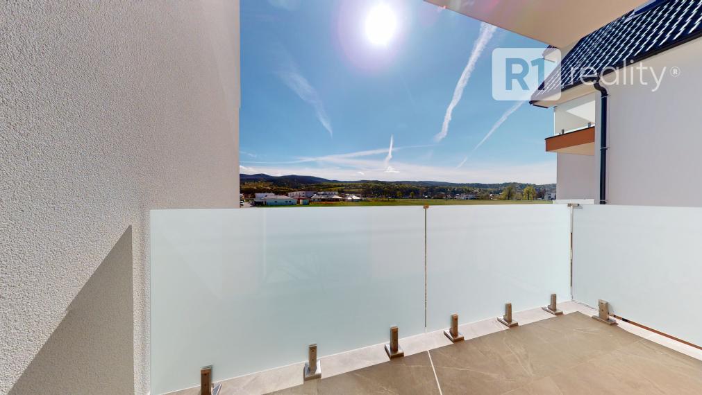 „Luxus, pokoj a investícia v jednom “ Nadštandardný 2 izb. byt / Banka pri Piešťanoch