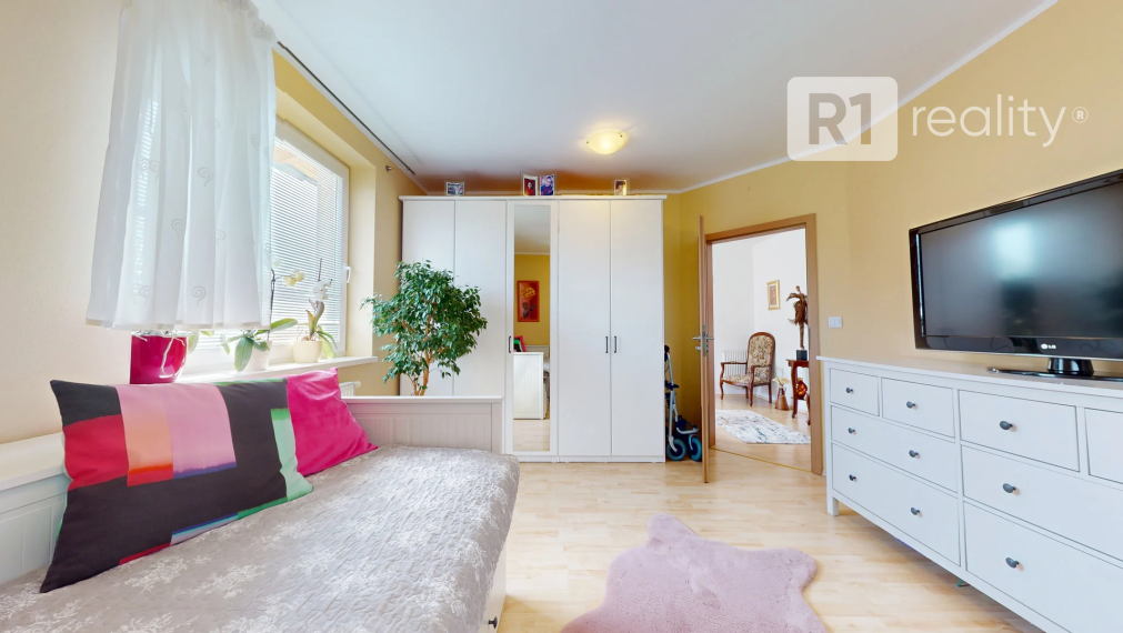 „Ticho, komfort a štýl – bývanie, ktoré má dušu.“ / Rodinný dom Lodenica Piešťany