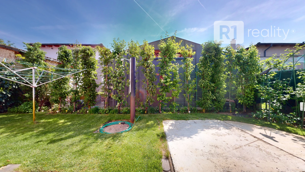 „Ticho, komfort a štýl – bývanie, ktoré má dušu.“ / Rodinný dom Lodenica Piešťany