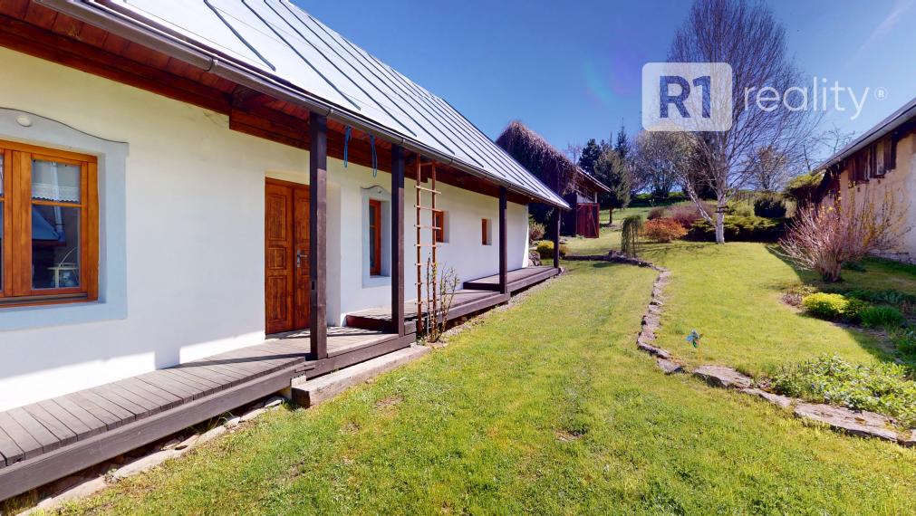 Jedinečná zariadená chalupa / Čierny Balog, okr. Brezno