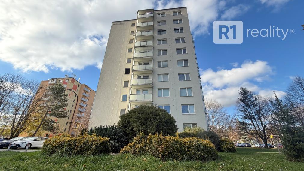 Pekný 3 izbový byt, 75 m2, výťah, balkón, Piešťany pri OD PRIOR