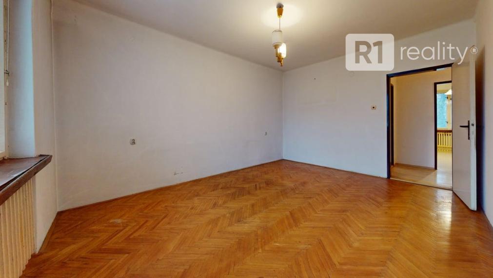 NA PREDAJ 3 izb. byt /dva balkóny/ "VAJANSKÉHO" / Piešťany