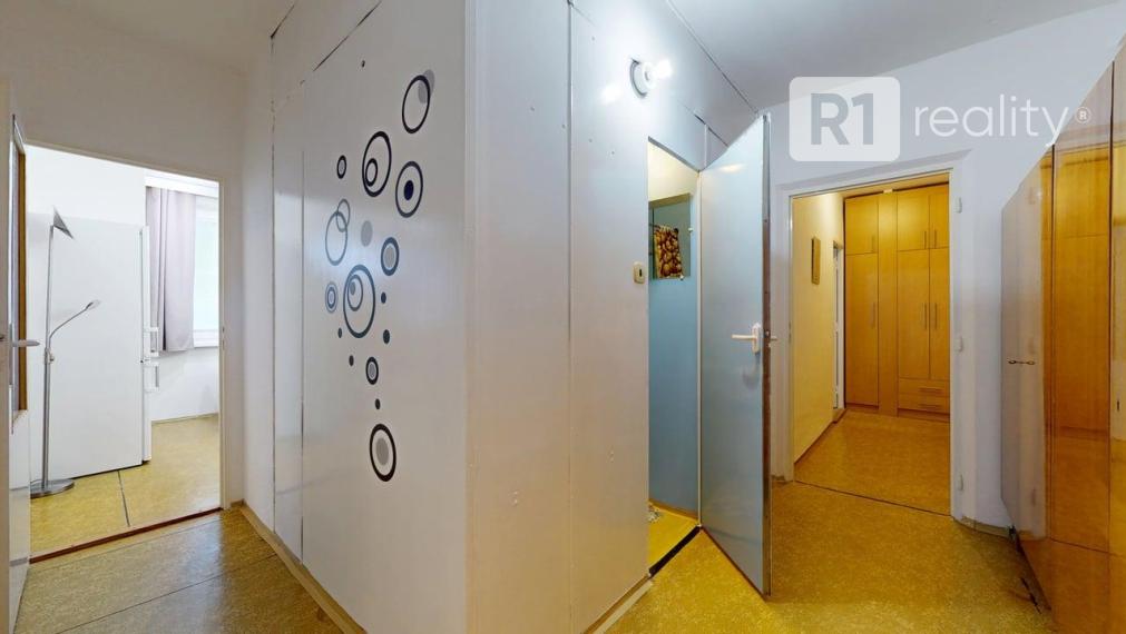 Priestranný 3 izbový byt, 75 m2, výťah, balkón, Piešťany pri OD PRIOR