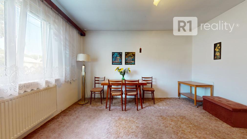 Rodinné bývanie na úžasnom pozemku 1779 m2 / Vaďovce pri Starej Turej