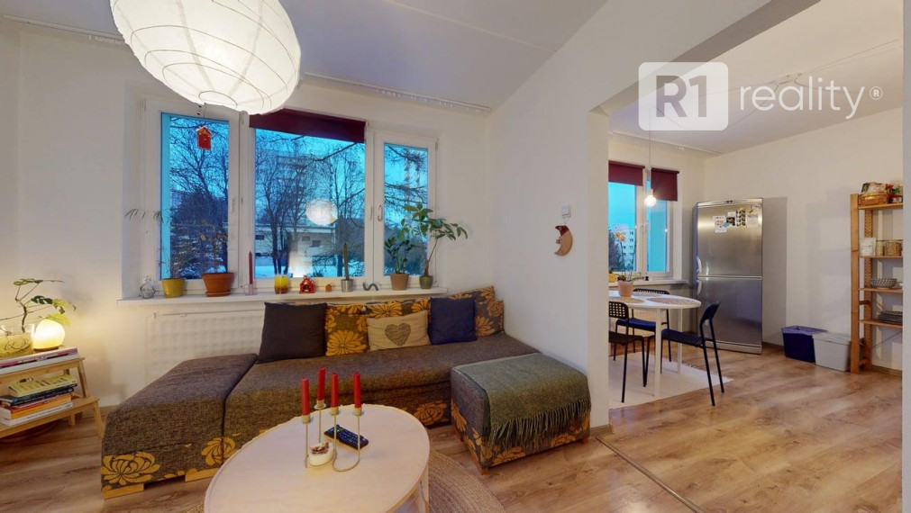 Elegantné bývanie v srdci Sásovej – 3-izbový byt na Javorníckej ulici / Banská Bystrica