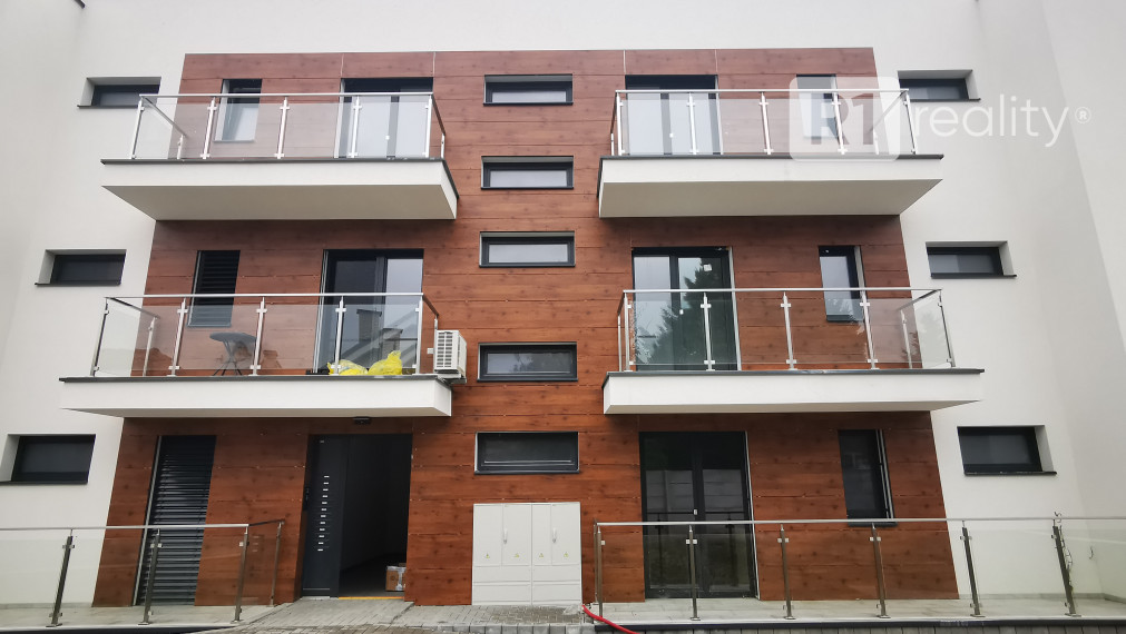 Nový 3 izbový byt NOVOSTAVBA BANKA / Banka pri Piešťanoch