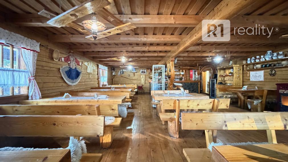 Kompletne vybavená reštaurácia KOLIBA 140 m2 + služobný byt 90 m2 na brehu jazera Sĺňava, okr.Piešťany