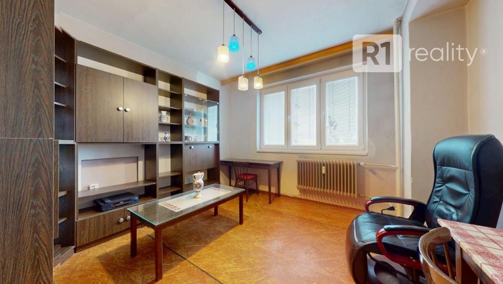 Zaujímavý 2 izb. byt /možnosť dokúpiť garáž/ Vrbové