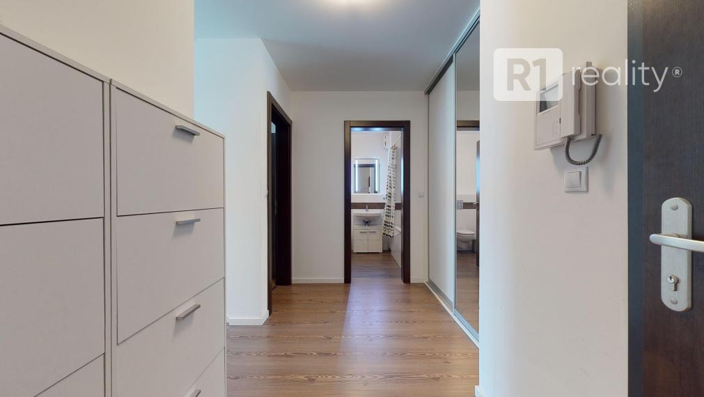 Pekný 2 izbový byt "VETERNÁ"+ parking / Trnava