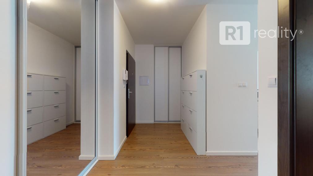 Pekný 2 izbový byt "VETERNÁ"+ parking / Trnava