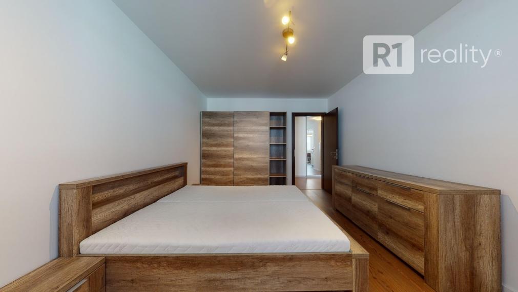 Pekný 2 izbový byt "VETERNÁ"+ parking / Trnava