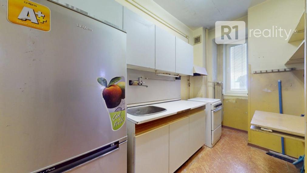 NA PREDAJ 2 izb. byt /balkón, výťah/ Vrbové