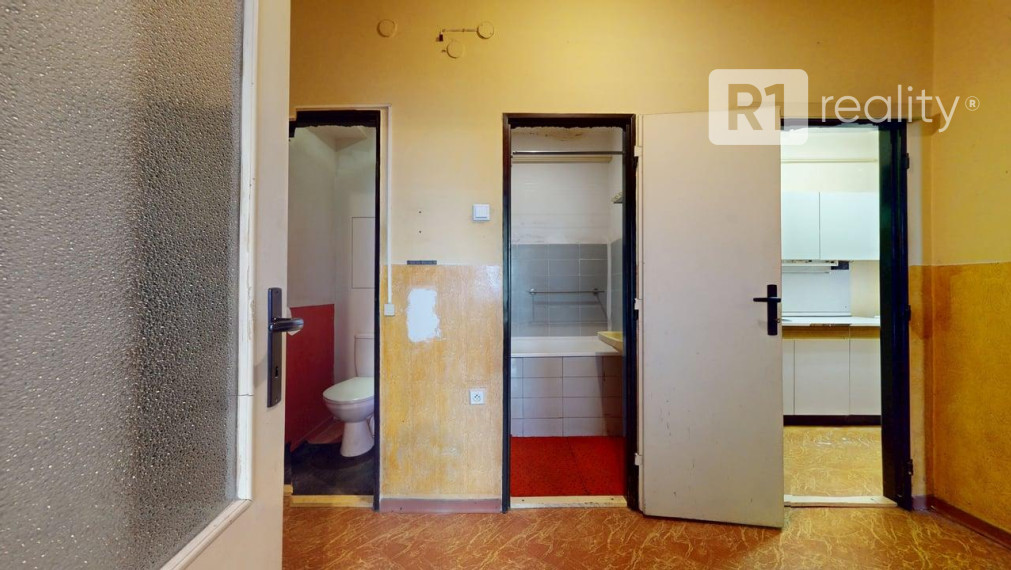 PRE VÁS 2 izb. byt /balkón, výťah/ Vrbové