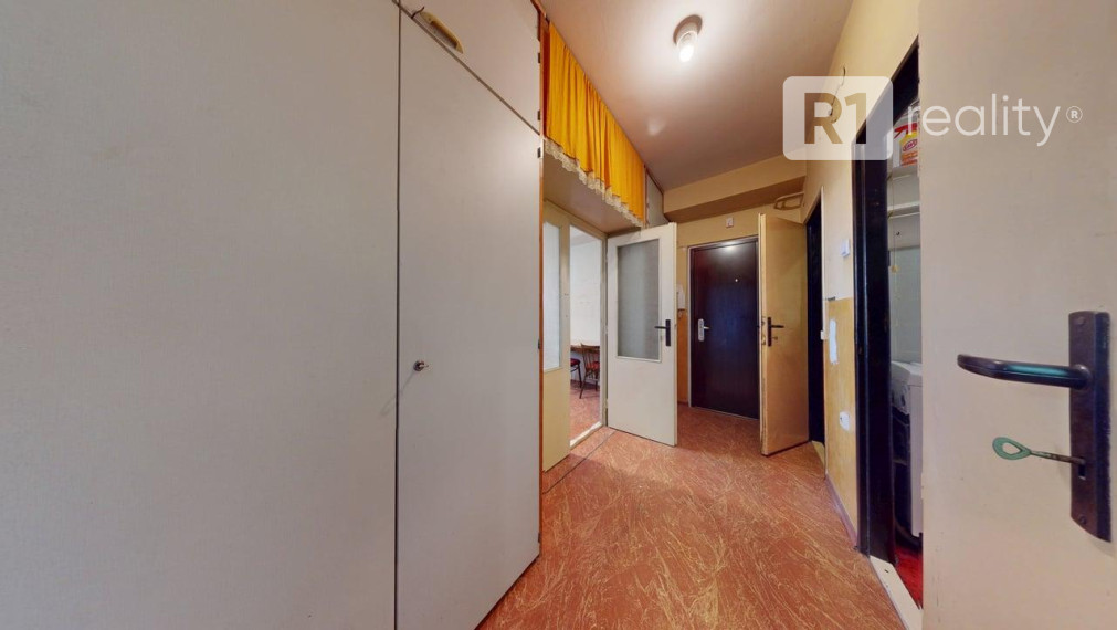 PRE VÁS 2 izb. byt /balkón, výťah/ Vrbové