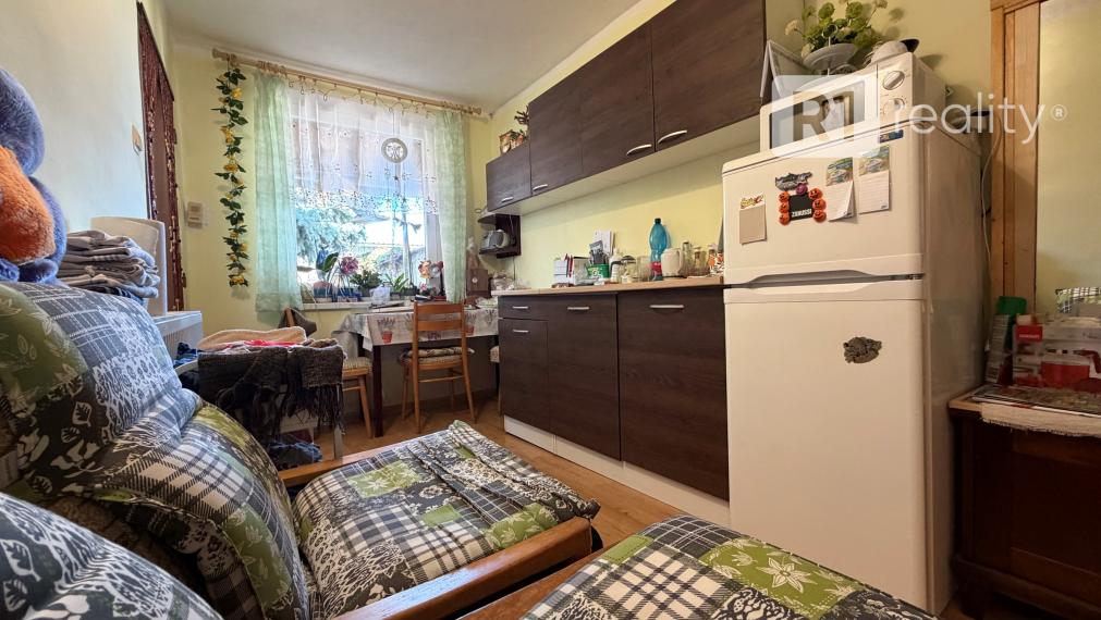 Menší rodinný domček, 64 m2, k.ú. Horné Dubovany, okres Piešťany