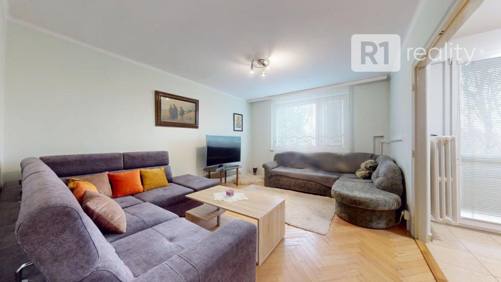 PERFEKTNÁ LOKALITA NA BÝVANIE / 4 izb. byt, 74 m2 s balkónom pri OC KOCKA Piešťany