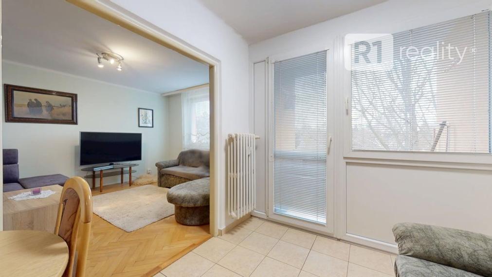 PERFEKTNÁ LOKALITA NA BÝVANIE / 4 izb. byt, 74 m2 s balkónom pri OC KOCKA Piešťany