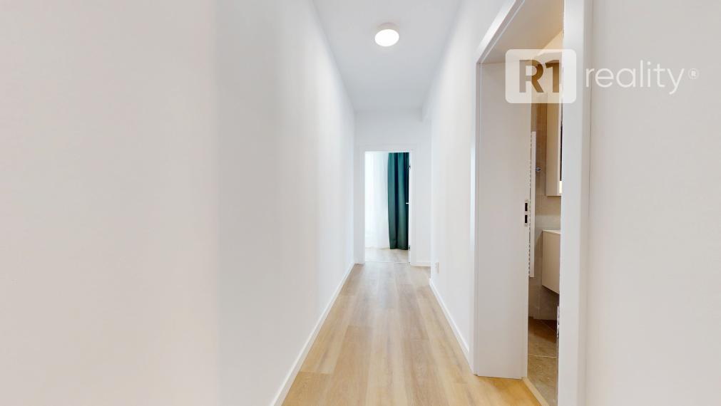 Pekný 2 izbový byt 53,2 m2 +2 x balkón, Piešťany-centrum