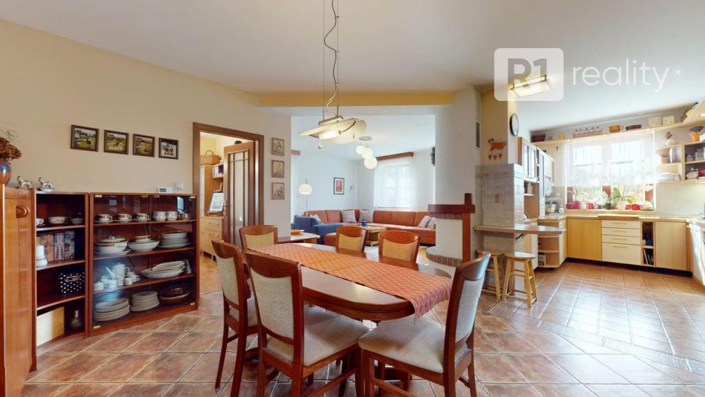 Pekný rodinný 6 izbový dom / Ratnovce