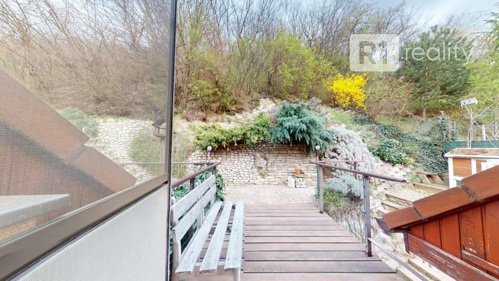 Pekný rodinný 6 izbový dom / Ratnovce